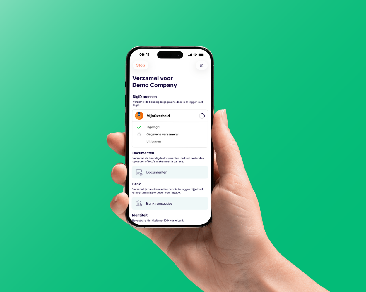 Hand met smartphone met Ockto app 2026