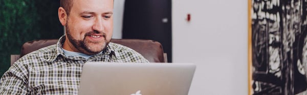 Man laptop-2