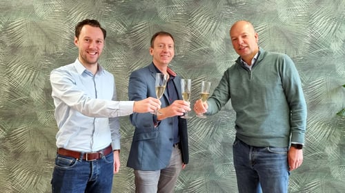 Ockto neemt Bittiq over - champagne